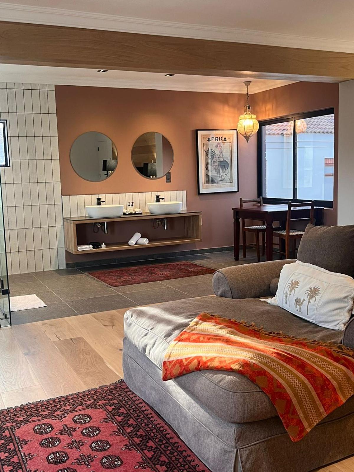 The Whale'S Tale Guesthouse Hermanus Bagian luar foto